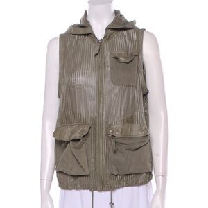 Jackett etc woman’s leather perforated hooded vest size small